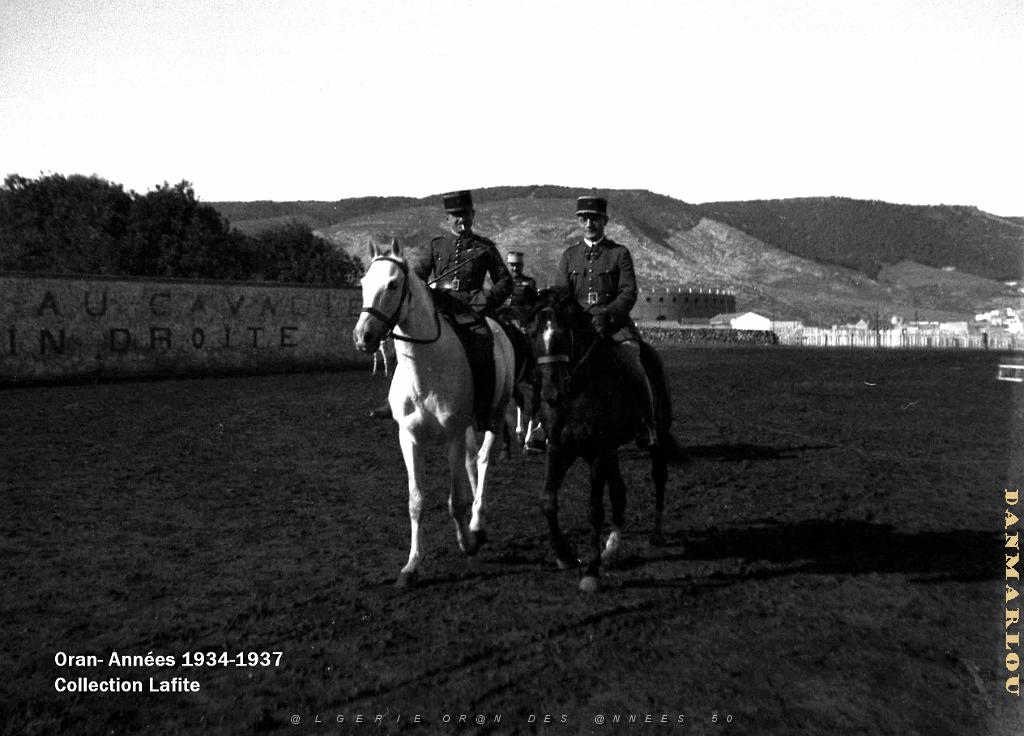 ORAN 1934 1937 QUARTIER DU 6 EME HUSSARD A ECKMUHL   (7).jpg